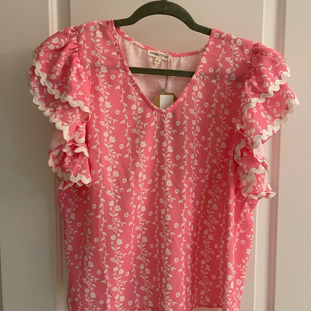 Main Strip Pink Floral Blouse NWT
